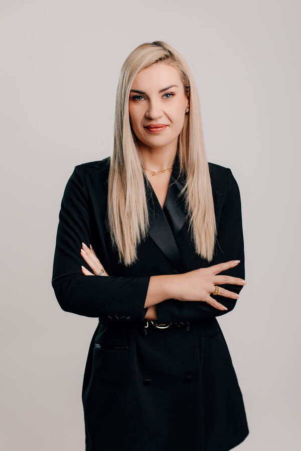 Edyta Piterak-Lewandowska — lekarz medycyny estetycznej, Laserowe Sekrety Krosno