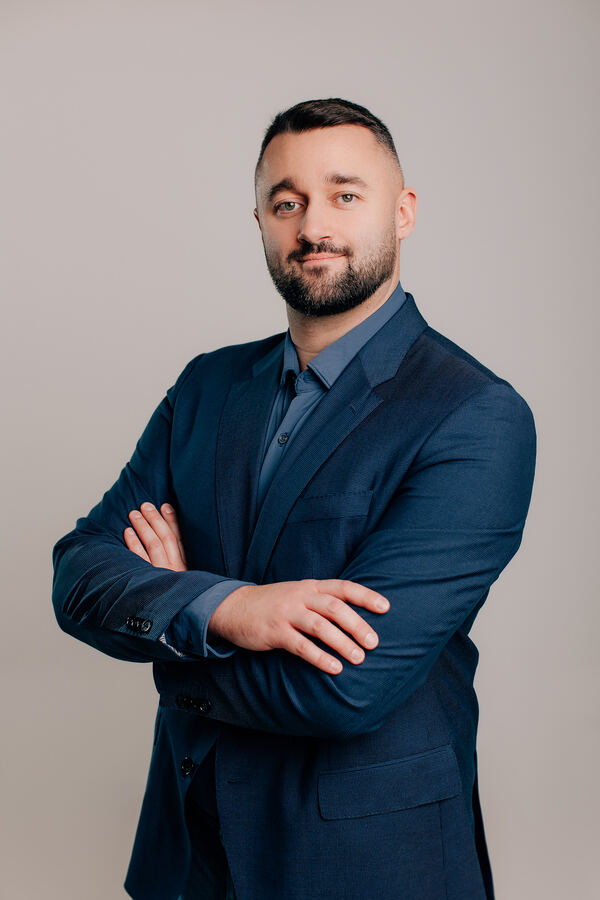 Medycyna estetyczna dla mężczyzn Krosno — Tomasz Górski, Laserowe Sekrety